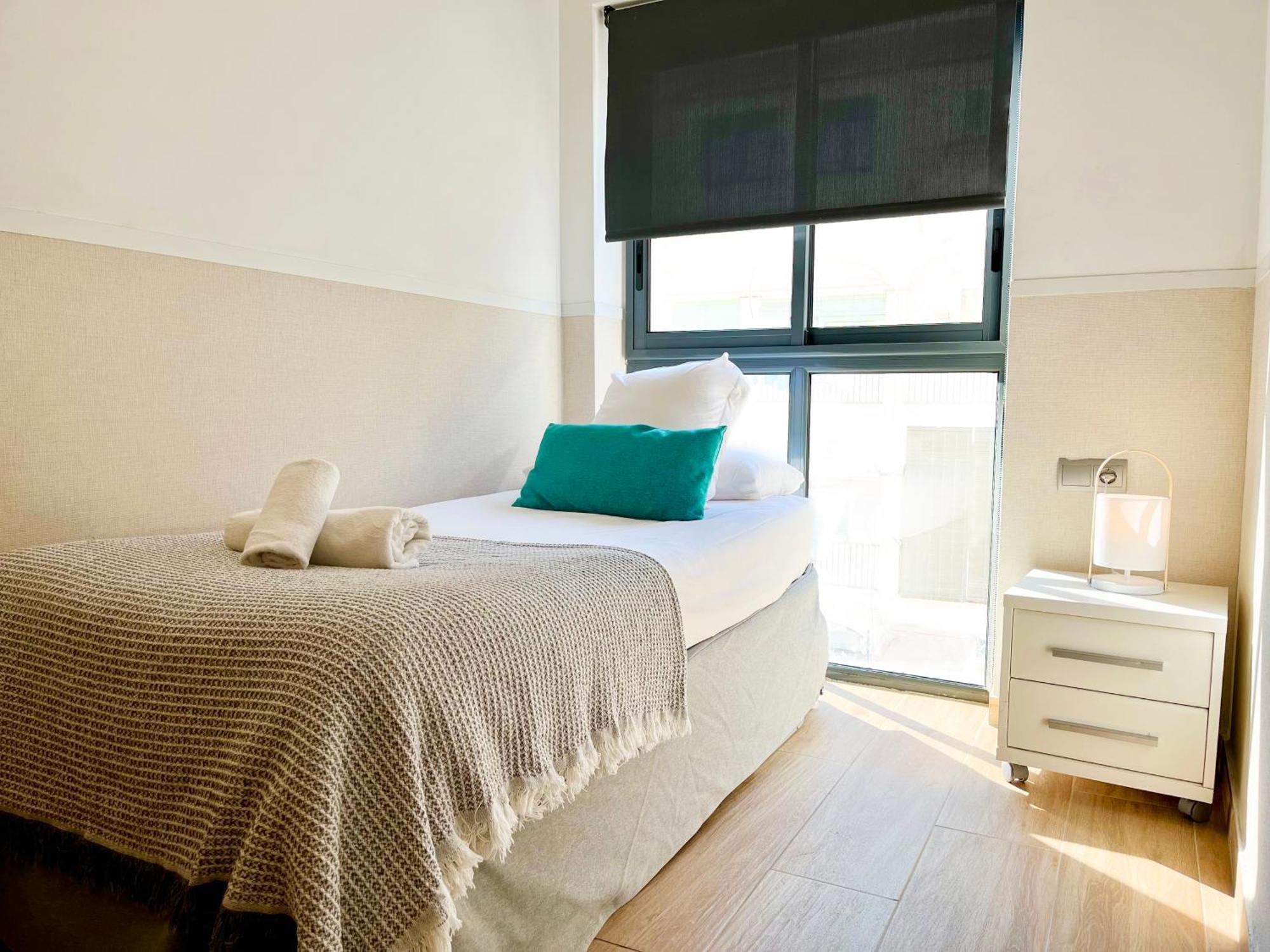 Feelathome Mozart Apartments Барселона Екстер'єр фото