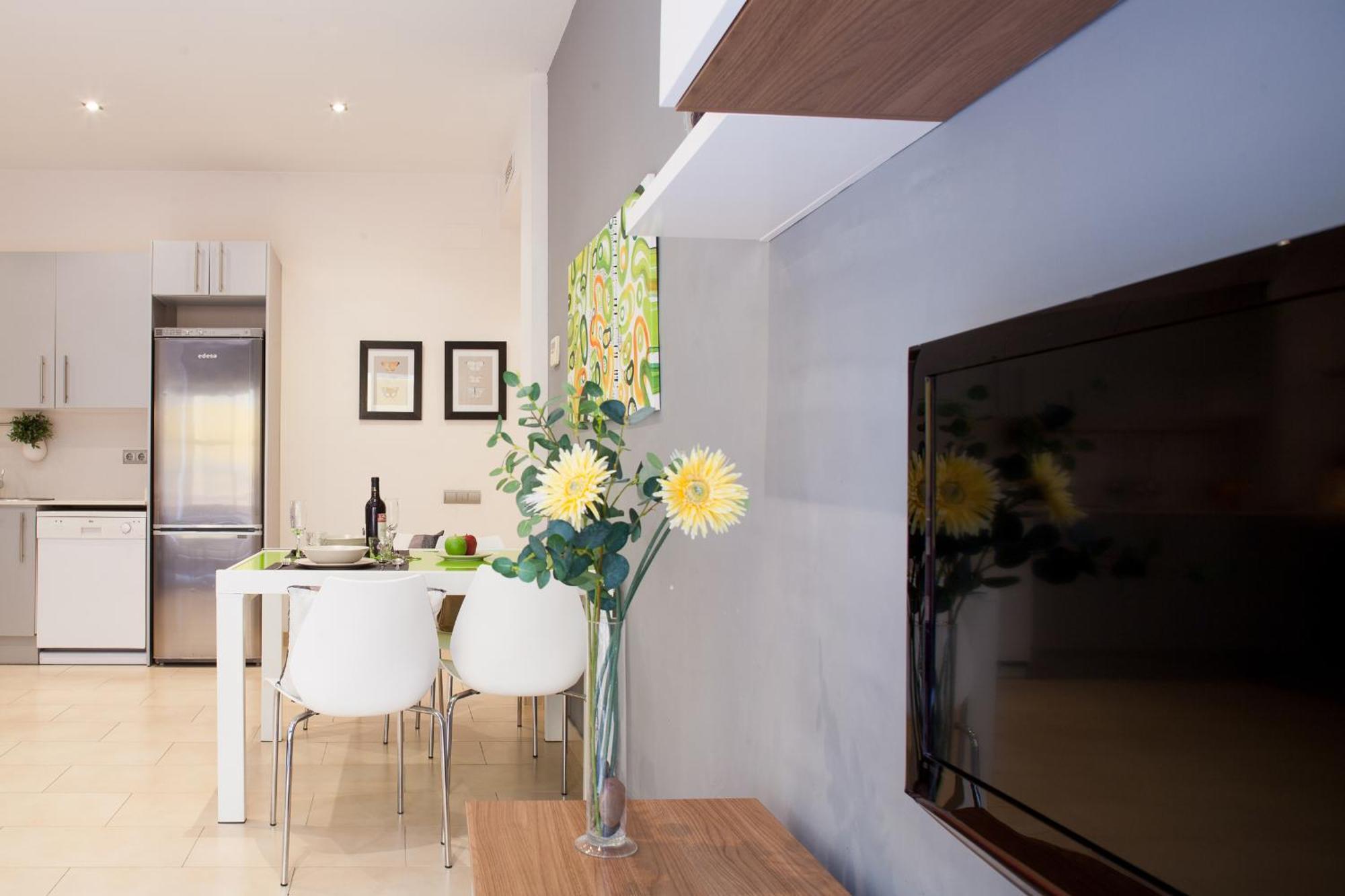 Feelathome Mozart Apartments Барселона Екстер'єр фото