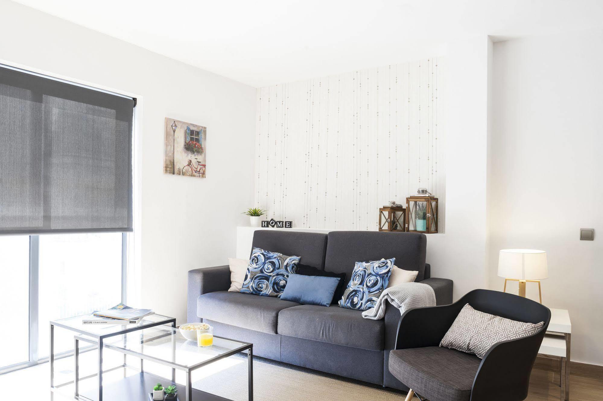 Feelathome Mozart Apartments Барселона Екстер'єр фото